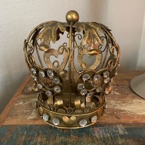 💕💕💕ANTIQUE CROWN 💕💕💕